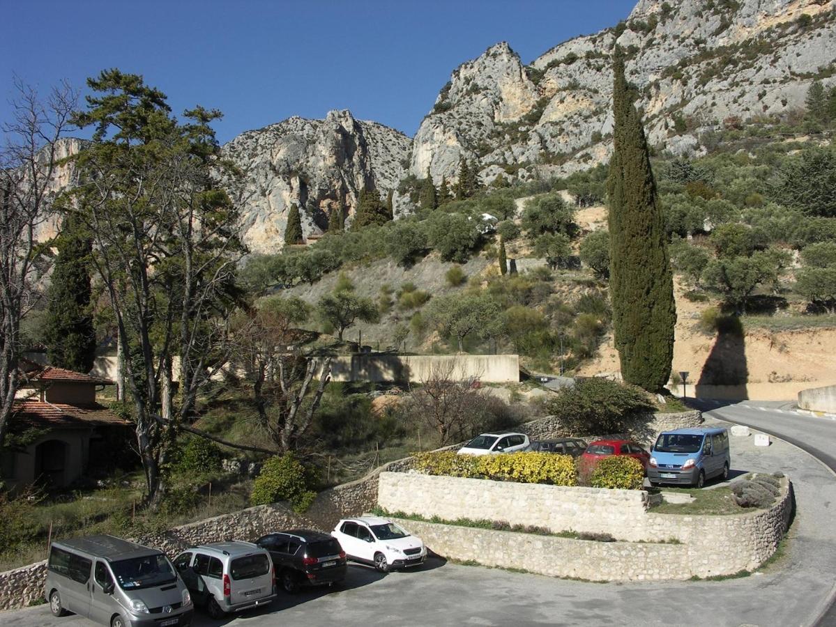 Hotel La Bonne Auberge Moustiers-Sainte-Marie Εξωτερικό φωτογραφία